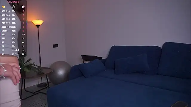 AdrianaCoenen online show from 09-21-25, 05:47