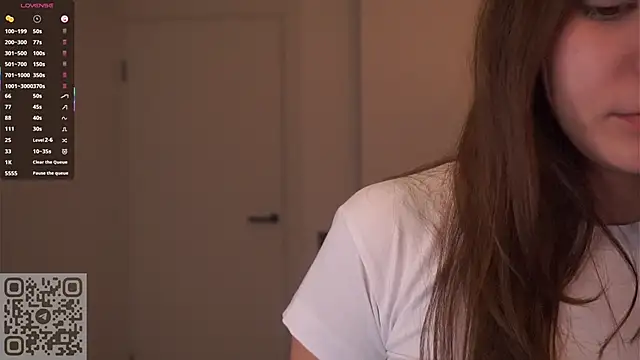 AdrianaCoenen online show from 10-13-25, 06:41