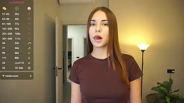 AdrianaCoenen online show from 11-18-25, 05:17