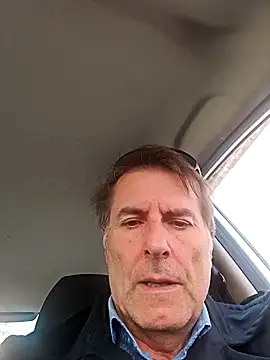 Snapshot of sayeaprayer65 chatting on 10-18-25, 01:45 sayeaprayer65 online show from 10-18-25, 01:45