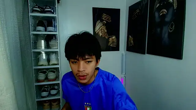 Snapshot of jayxxxlovescock chatting on 10-10-25, 05:34 jayxxxlovescock online show from 10-10-25, 05:34