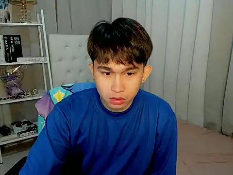 Snapshot of jayxxxlovescock chatting on 02-23-26, 04:37 jayxxxlovescock online show from 02-23-26, 04:37