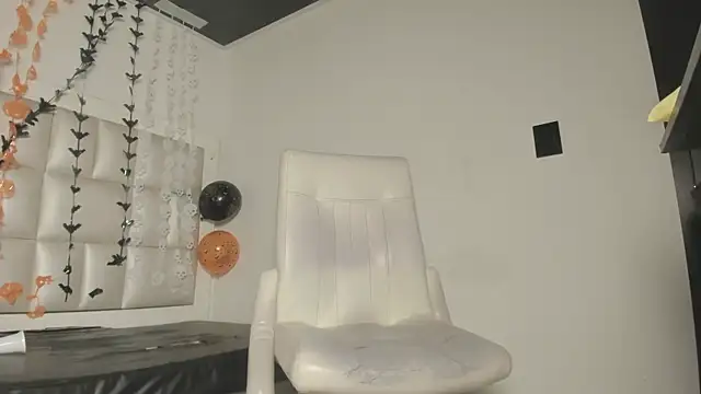 peyton  wat online show from 10-28-25, 11:58