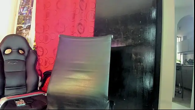 Rose and denisse online show from 10-04-25, 10:19