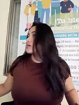 Snapshot of ANDREA-10_ chatting on 05-11-26, 02:45 ANDREA-10 online show from 05-11-26, 02:45