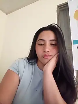Snapshot of ANDREA-10_ chatting on 05-12-26, 02:03 ANDREA-10 online show from 05-12-26, 02:03