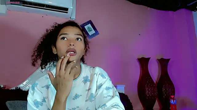  IsabellaRousse online show from 11-09-25, 07:34