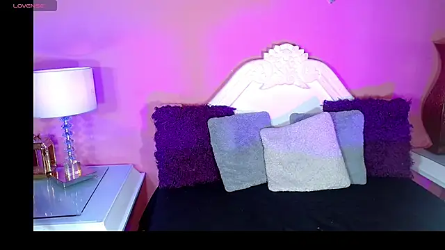  IsabellaRousse online show from 11-13-25, 07:24