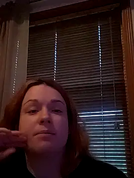 Snapshot of bigbutttmilf chatting on 09-24-25, 11:46 bigbutttmilf online show from 09-24-25, 11:46