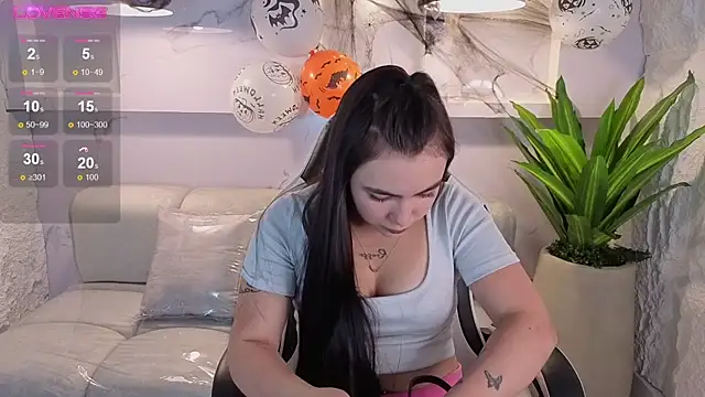 scarlett smith tp online show from 10-21-25, 12:39