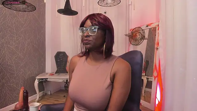 LolaJenkinss online show from 11-04-25, 01:21