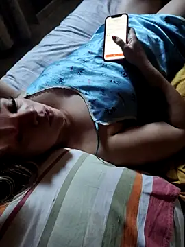 Barbie 13 online show from 09-29-25, 07:40