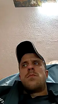 Snapshot of Adidas7217 chatting on 09-30-25, 07:30 Adidas7217 online show from 09-30-25, 07:30