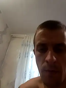 Snapshot of Adidas7217 chatting on 12-17-25, 08:31 Adidas7217 online show from 12-17-25, 08:31