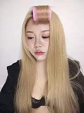 Snapshot of -Bianca- chatting on 02-02-26, 02:49 -Bianca- online show from 02-02-26, 02:49