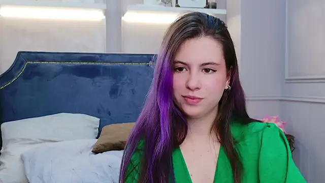 Akira Halls online show from 11-07-25, 09:04