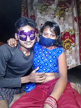 Snapshot of Indian_GIRL_BR chatting on 10-14-25, 03:35 Indian GIRL BR online show from 10-14-25, 03:35