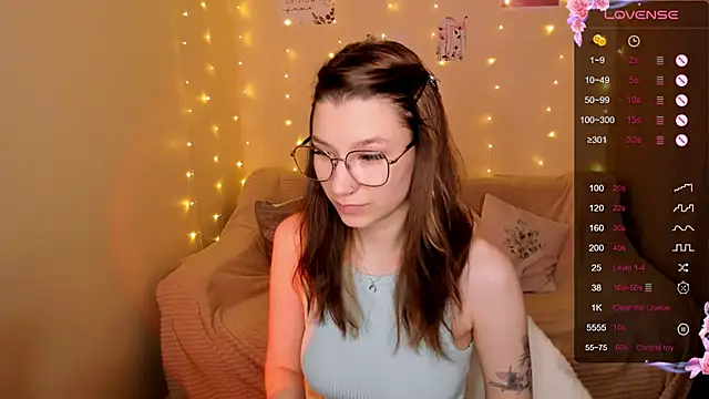 LinaBlossom  online show from 09-28-25, 02:28