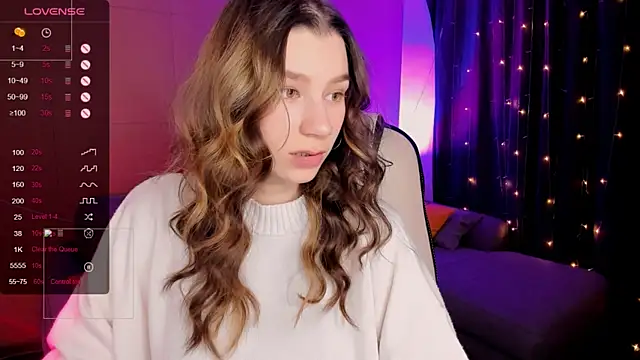 Snapshot of LinaBlossom_ chatting on 01-18-26, 08:40 LinaBlossom online show from 01-18-26, 08:40