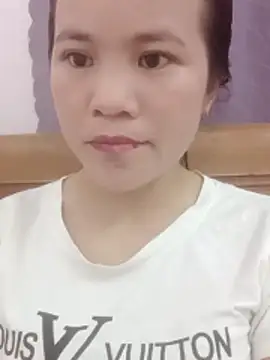 Snapshot of Norah-h chatting on 03-27-26, 02:28 Norah-h online show from 03-27-26, 02:28