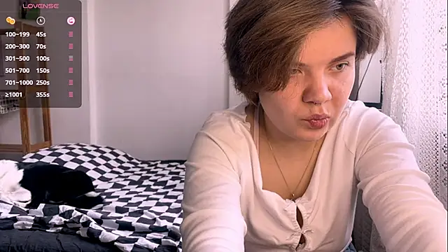 SabrinaFolts online show from 10-12-25, 09:08