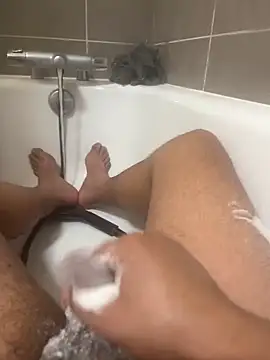 Snapshot of reubeu74 chatting on 09-20-25, 09:10 reubeu74 online show from 09-20-25, 09:10