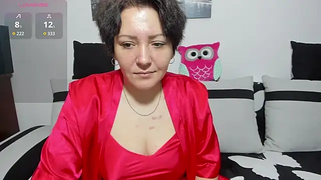 MayaBlowsXYou online show from 11-18-25, 04:06