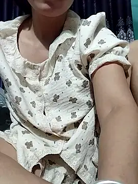 Snapshot of Mc_chinese chatting on 11-15-25, 06:00 Mc chinese online show from 11-15-25, 06:00