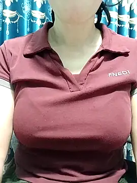 Snapshot of Mc_chinese chatting on 11-16-25, 06:52 Mc chinese online show from 11-16-25, 06:52