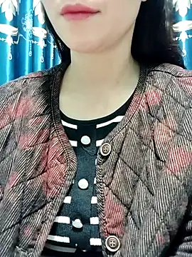 Snapshot of Mc_chinese chatting on 12-16-25, 02:44 Mc chinese online show from 12-16-25, 02:44