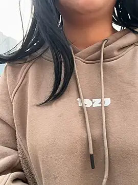 Snapshot of Tang-88 chatting on 11-05-25, 04:12 Tang-88 online show from 11-05-25, 04:12