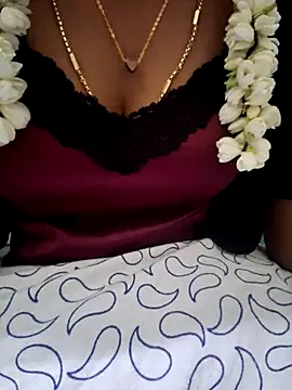 Snapshot of jasminetaml chatting on 10-08-25, 07:11 jasminetaml online show from 10-08-25, 07:11