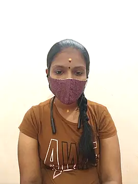 Snapshot of Tamil_Yalini12 chatting on 10-04-25, 06:33 Tamil Yalini12 online show from 10-04-25, 06:33