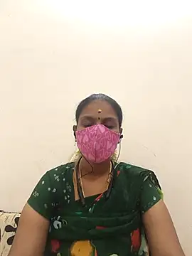 Snapshot of Tamil_Yalini12 chatting on 10-12-25, 11:42 Tamil Yalini12 online show from 10-12-25, 11:42