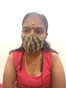 Snapshot of Tamil_Yalini12 chatting on 10-16-25, 07:42 Tamil Yalini12 online show from 10-16-25, 07:42