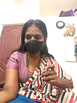 Snapshot of Tamil_Yalini12 chatting on 05-09-26, 03:01 Tamil Yalini12 online show from 05-09-26, 03:01