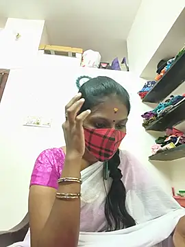 Snapshot of Tamil_Yalini12 chatting on 06-04-26, 05:13 Tamil Yalini12 online show from 06-04-26, 05:13