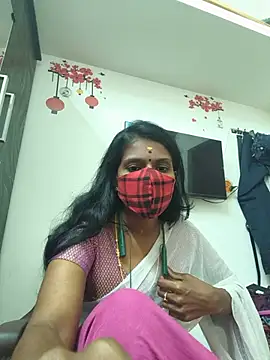 Snapshot of Tamil_Yalini12 chatting on 06-08-26, 04:18 Tamil Yalini12 online show from 06-08-26, 04:18