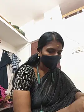 Snapshot of Tamil_Yalini12 chatting on 06-10-26, 01:50 Tamil Yalini12 online show from 06-10-26, 01:50