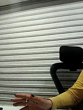 Snapshot of Alisson_Stonee chatting on 02-03-26, 09:42 Alisson Stonee online show from 02-03-26, 09:42