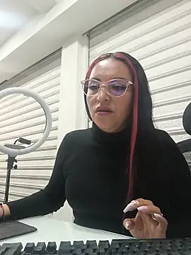 Alisson Stonee online show from 05-15-26, 09:22