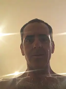 Snapshot of tiago1981pt chatting on 10-28-25, 12:58 tiago1981pt online show from 10-28-25, 12:58