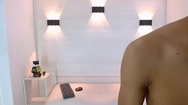 marcus hans  online show from 10-17-25, 12:41