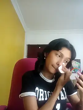 xoxo milk online show from 10-18-25, 04:08