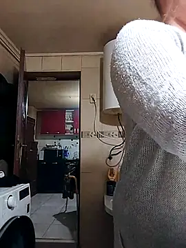 Snapshot of Mommygetnaughty chatting on 11-14-25, 10:29 Mommygetnaughty online show from 11-14-25, 10:29