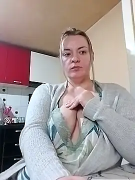 Snapshot of Mommygetnaughty chatting on 11-20-25, 10:31 Mommygetnaughty online show from 11-20-25, 10:31