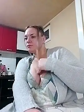 Snapshot of Mommygetnaughty chatting on 11-26-25, 10:33 Mommygetnaughty online show from 11-26-25, 10:33