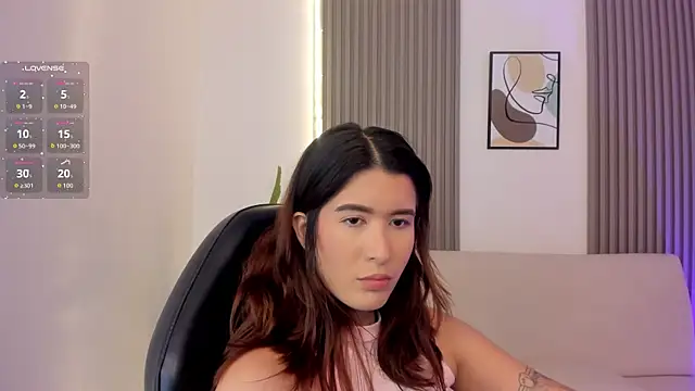 emiilyy cute online show from 10-09-25, 12:25