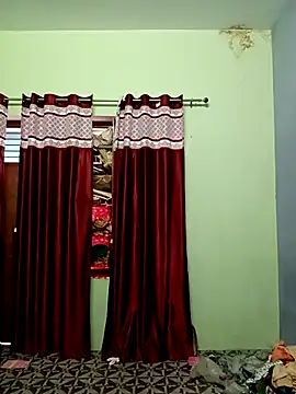 School medam online show from 10-28-25, 11:14