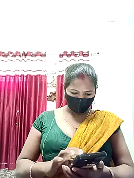 School medam online show from 11-11-25, 04:45